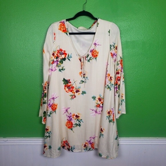 Peach Love California Dresses & Skirts - Peach Love Women's Boho Chic Beach Peach Floral Midi Bell Sleeve Dress Sz Large